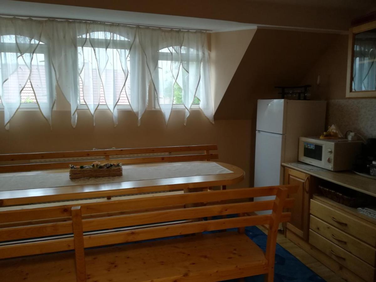 Narcisz B&B Corund  Exteriör bild